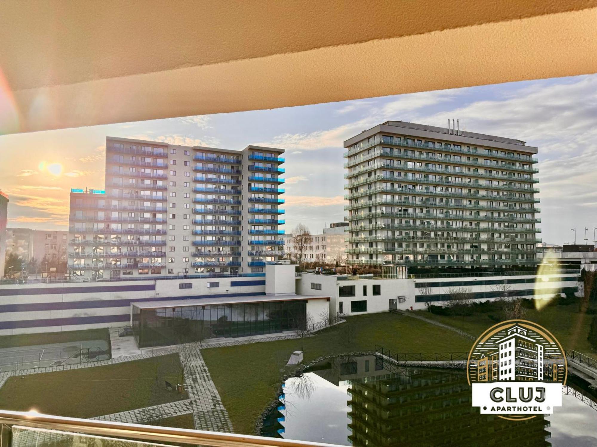 Cluj Aparthotel - Viva City - Buitenkant foto