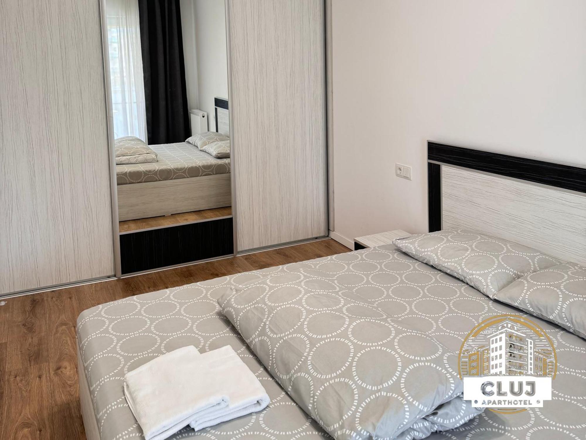 Cluj Aparthotel - Viva City - Buitenkant foto