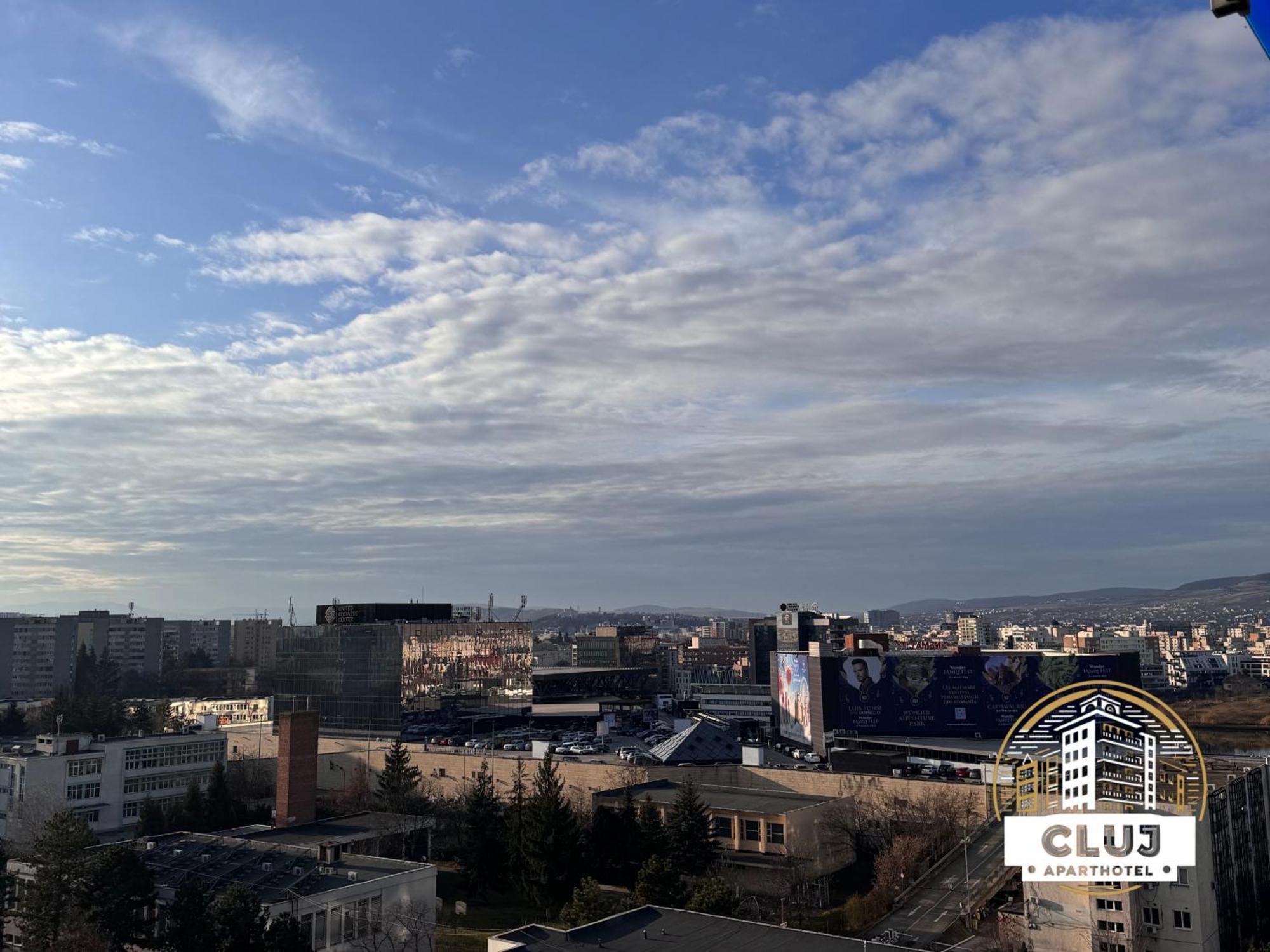 Cluj Aparthotel - Viva City - Buitenkant foto